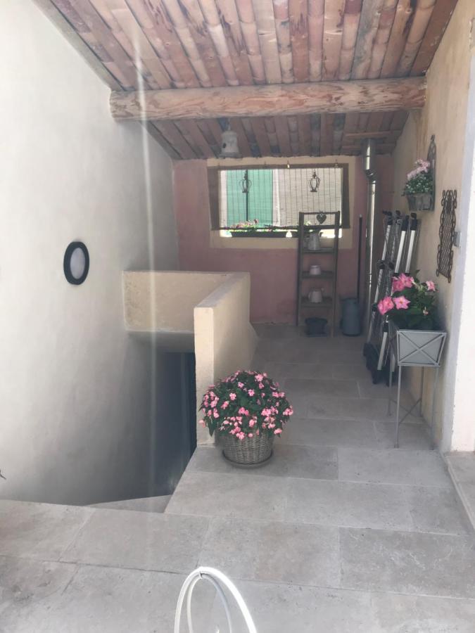 Apartament La Charmeuse Céreste Zewnętrze zdjęcie